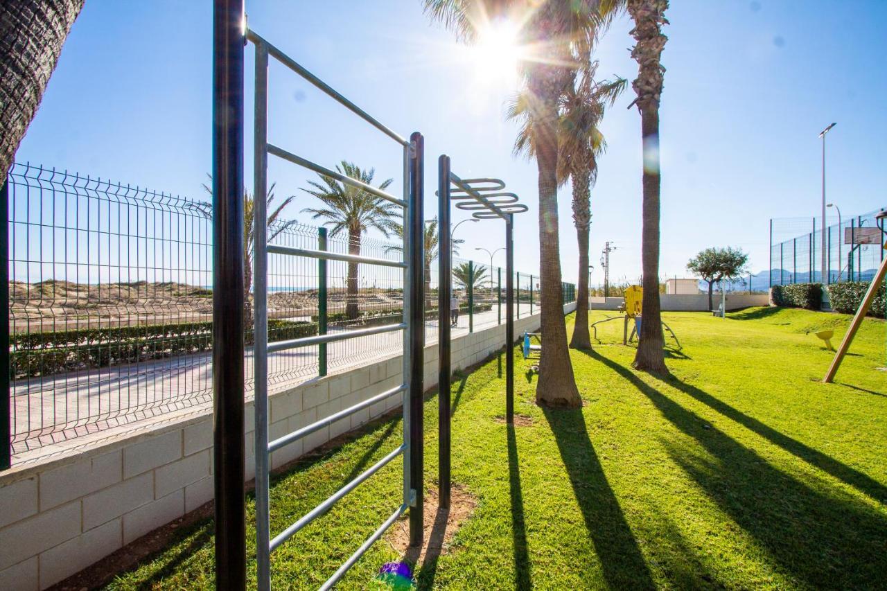 Ferienwohnung Espacio 5 - Primera Linea De Playa Cullera Exterior foto